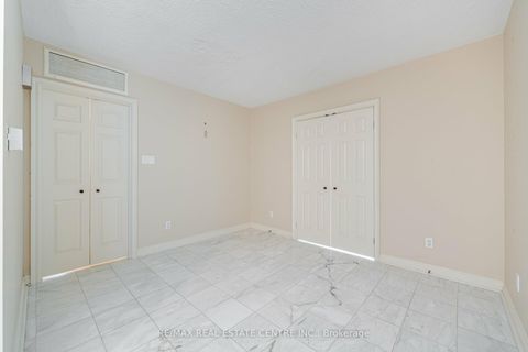 Photo 9 at 2201 - 175 Cumberland Street, Annex, Toronto