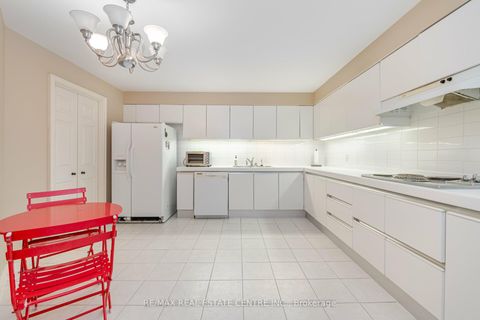 Photo 19 at 2201 - 175 Cumberland Street, Annex, Toronto