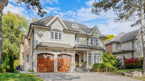 Photo 1 at 1B Carluke Crescent, Windfields, Toronto