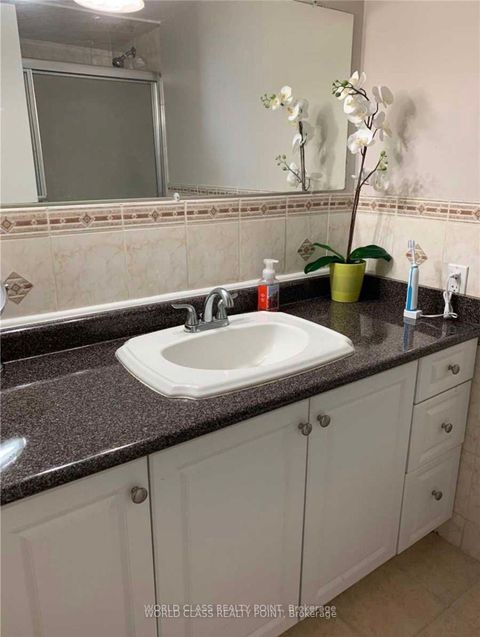 Photo 8 at 807 - 3420 Eglinton Avenue E, Scarborough Village, Toronto