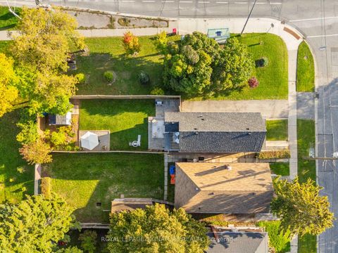 Photo 47 at 151 Eastwood Avenue, Cliffside, Toronto