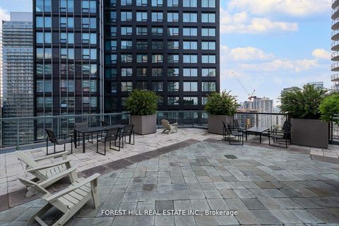Photo 13 at 909 - 24 Wellesley Street W, Bay Street Corridor, Toronto