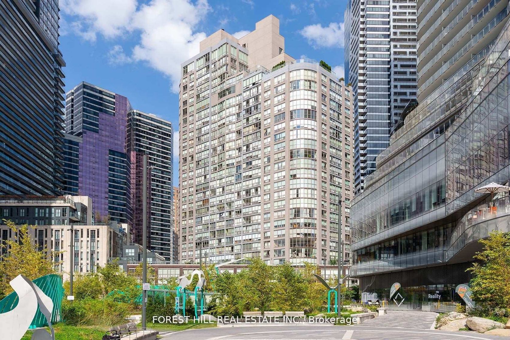 909 - 24 Wellesley Street W, Bay Street Corridor, Toronto 