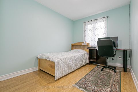 Photo 23 at 47 - 698 Caradonna Crescent S, Armitage, Newmarket