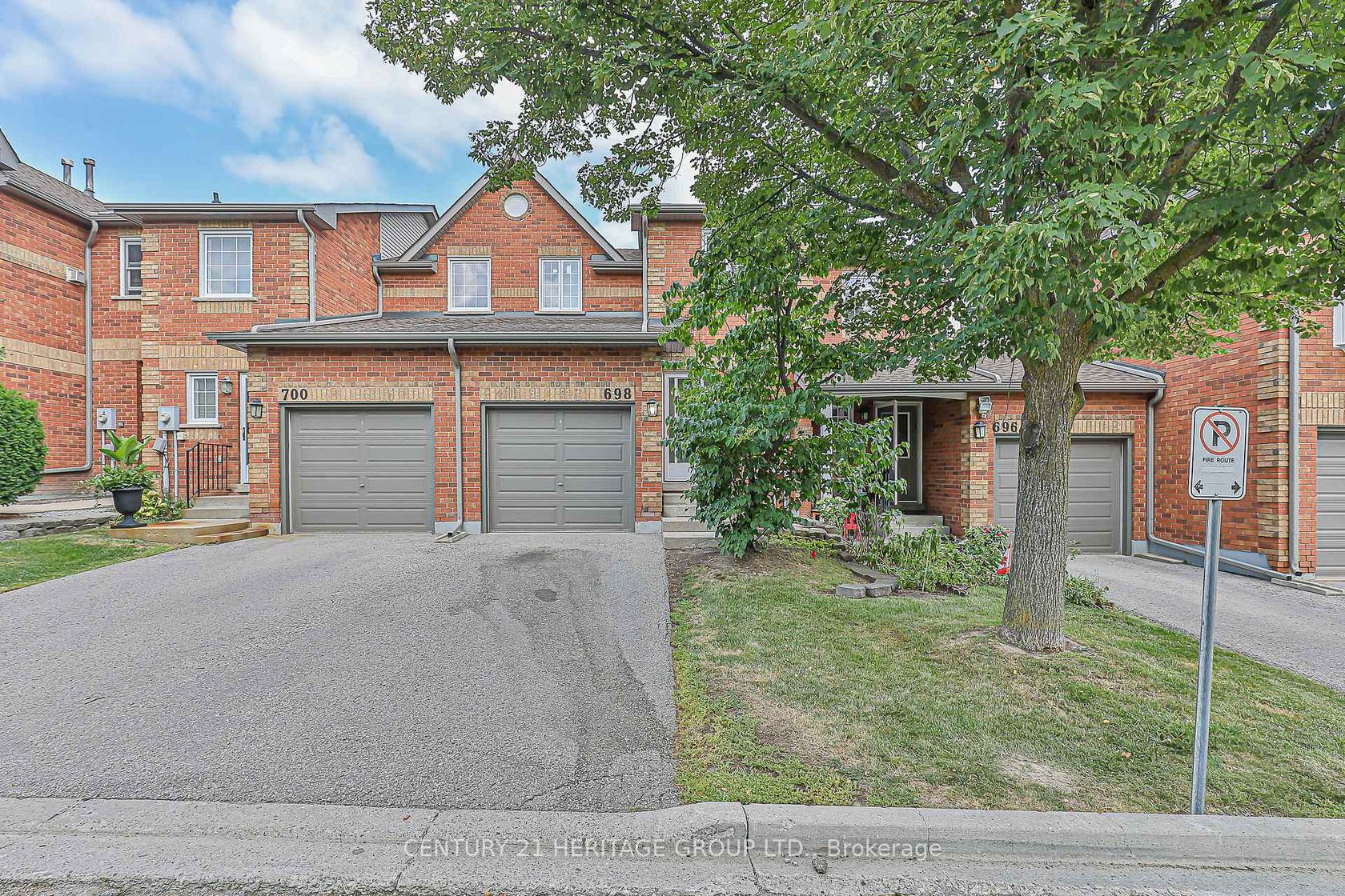 47 - 698 Caradonna Crescent S, Armitage, Newmarket photo number 2 47 - 698 Caradonna Crescent S, Armitage, Newmarket photo number 2