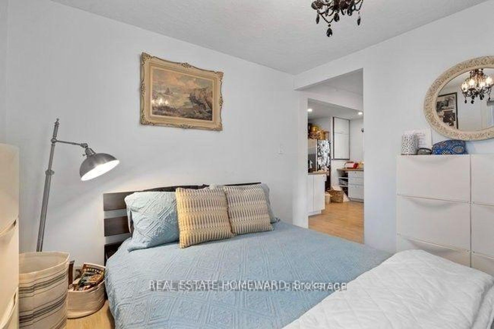 Photo 10 at 4 Warvet Crescent, Parkview, Toronto Photo 10 at 4 Warvet Crescent, Parkview, Toronto