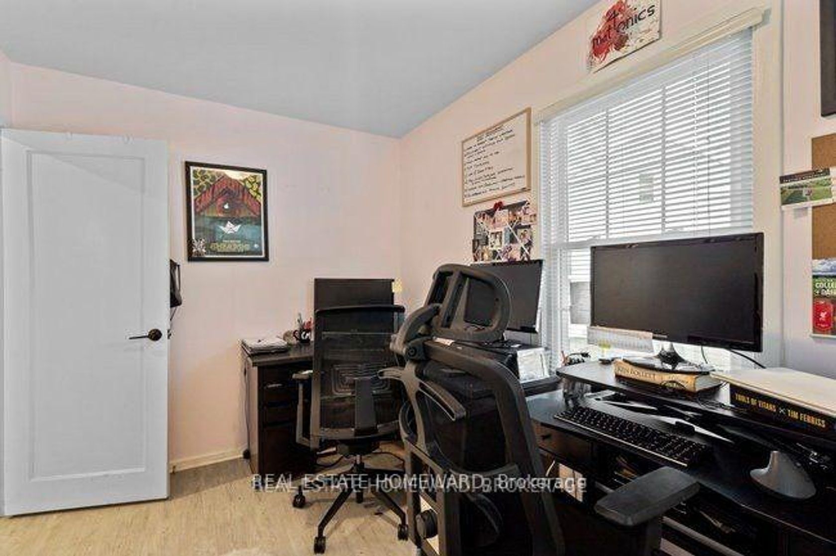 Photo 13 at 4 Warvet Crescent, Parkview, Toronto Photo 13 at 4 Warvet Crescent, Parkview, Toronto