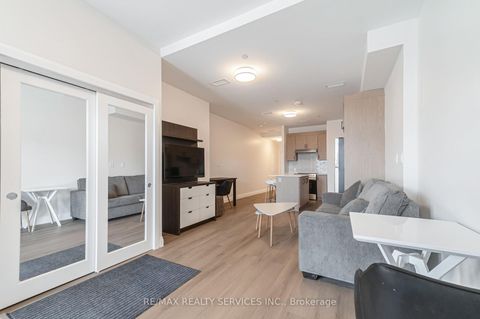 Photo 4 at #4 - 30 DEAN PARK Road, Rouge E11, Toronto