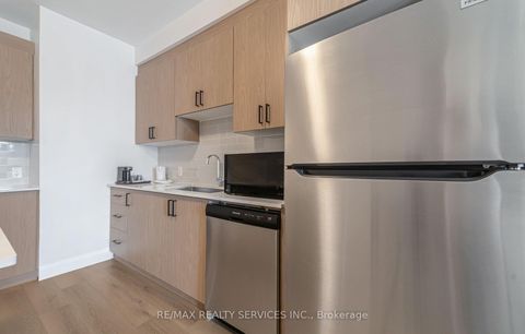 Photo 8 at #4 - 30 DEAN PARK Road, Rouge E11, Toronto
