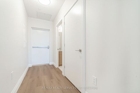 Photo 12 at #4 - 30 DEAN PARK Road, Rouge E11, Toronto
