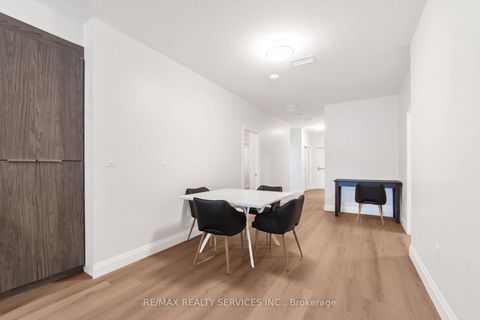Photo 5 at #5 - 30 DEAN PARK Road, Rouge E11, Toronto