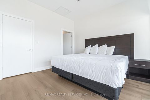 Photo 20 at #6 - 30 DEAN PARK Road, Rouge E11, Toronto