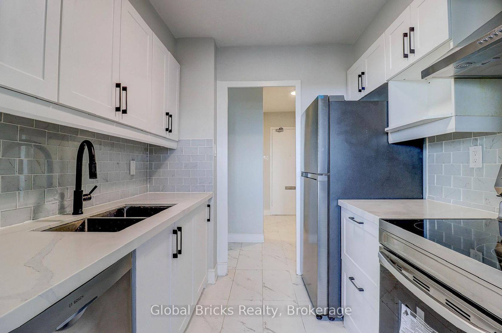 Photo 9 at 2006 - 1455 Lawrence Avenue W, Amesbury, Toronto Photo 9 at 2006 - 1455 Lawrence Avenue W, Amesbury, Toronto