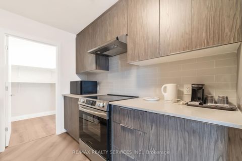 Photo 14 at #7 - 30 DEAN PARK Road, Rouge E11, Toronto