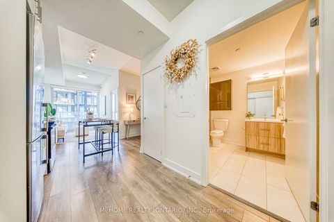 Photo 3 at 905 - 180 Fairview Mall Drive, Don Valley Village, Toronto