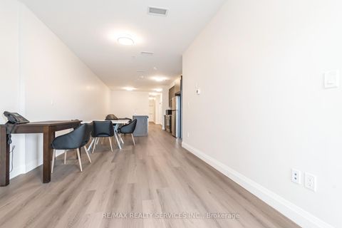 Photo 3 at #8 - 30 DEAN PARK Road, Rouge E11, Toronto