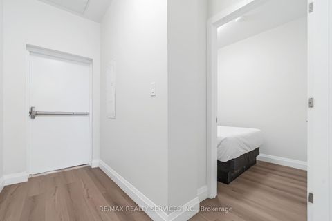 Photo 15 at #8 - 30 DEAN PARK Road, Rouge E11, Toronto