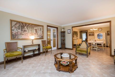 Photo 6 at 119 Glen Long Avenue, Glen Park, Toronto