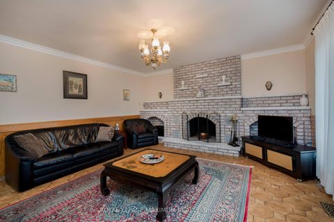 Photo 10 at 119 Glen Long Avenue, Glen Park, Toronto