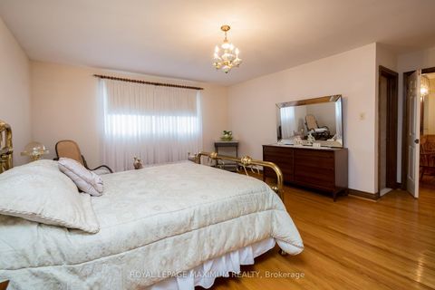 Photo 21 at 119 Glen Long Avenue, Glen Park, Toronto