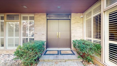 Photo 4 at 85 Forest Grove Drive, Bayview Village, Toronto