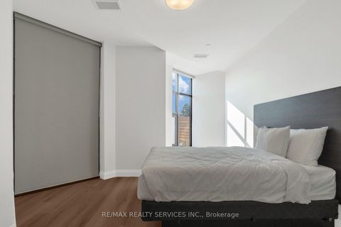 Photo 4 at #10 - 30 DEAN PARK Road, Rouge E11, Toronto
