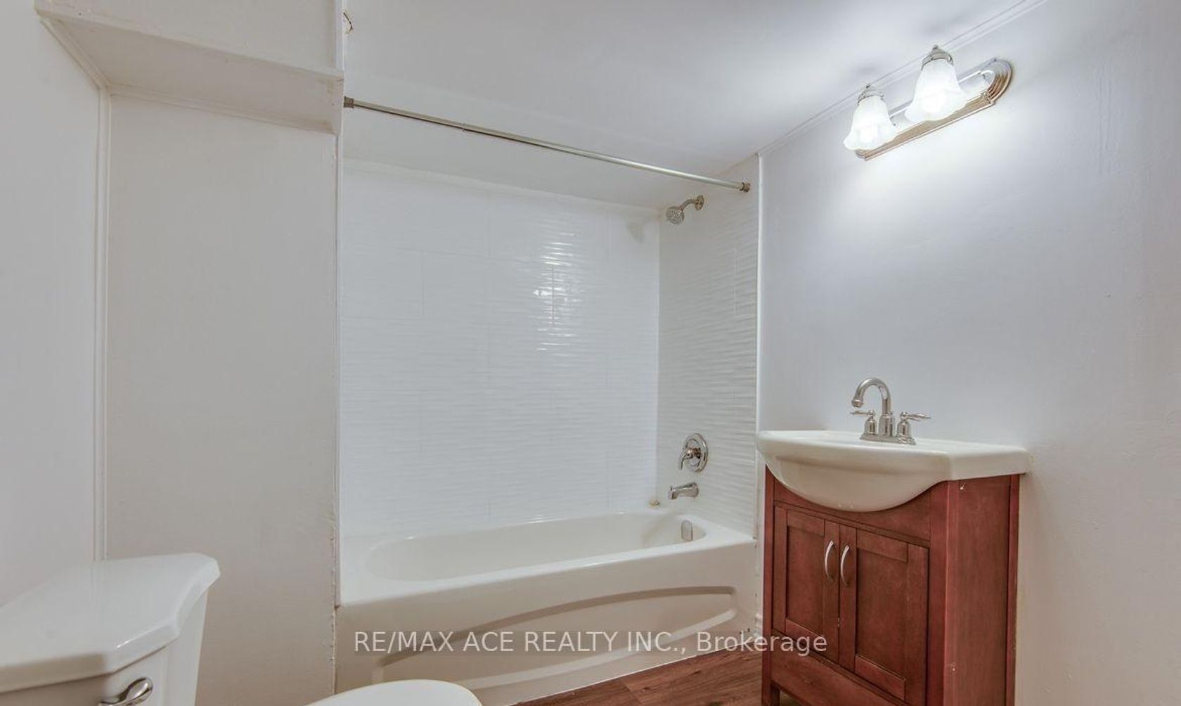 Photo 10 at 183 Glebemount Avenue, East York, Toronto Photo 10 at 183 Glebemount Avenue, East York, Toronto