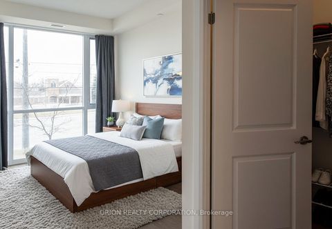 Photo 5 at 215 - 4700 Highway 7 Road, East Woodbridge, Vaughan