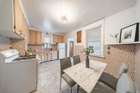 Photo 9 at 246 Westlake Avenue, Lumsden, Toronto