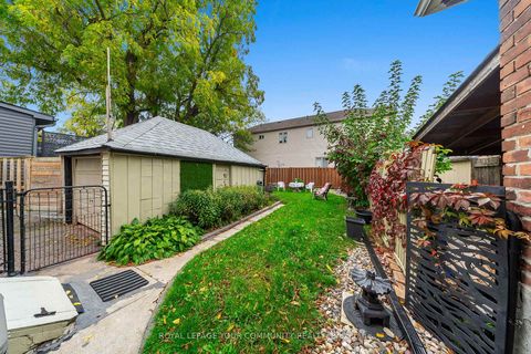 Photo 31 at 246 Westlake Avenue, Lumsden, Toronto