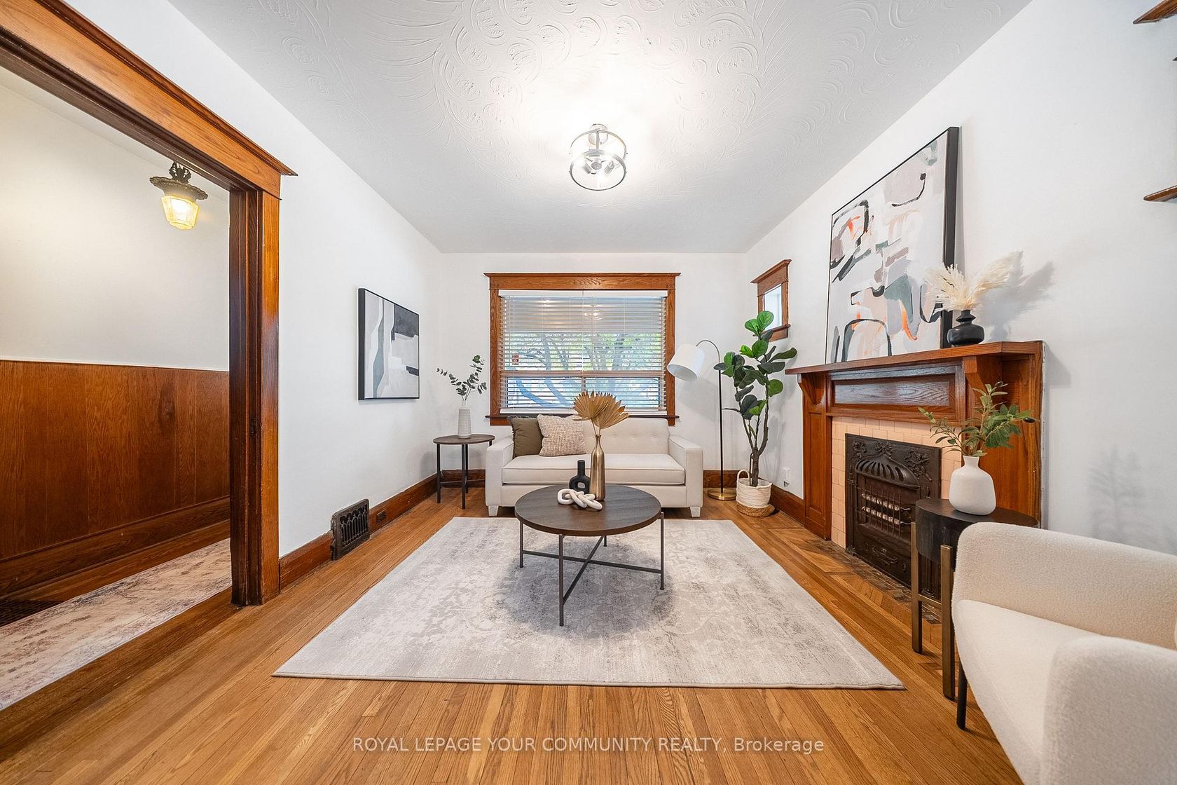 Photo 5 at 246 Westlake Avenue, Lumsden, Toronto Photo 5 at 246 Westlake Avenue, Lumsden, Toronto