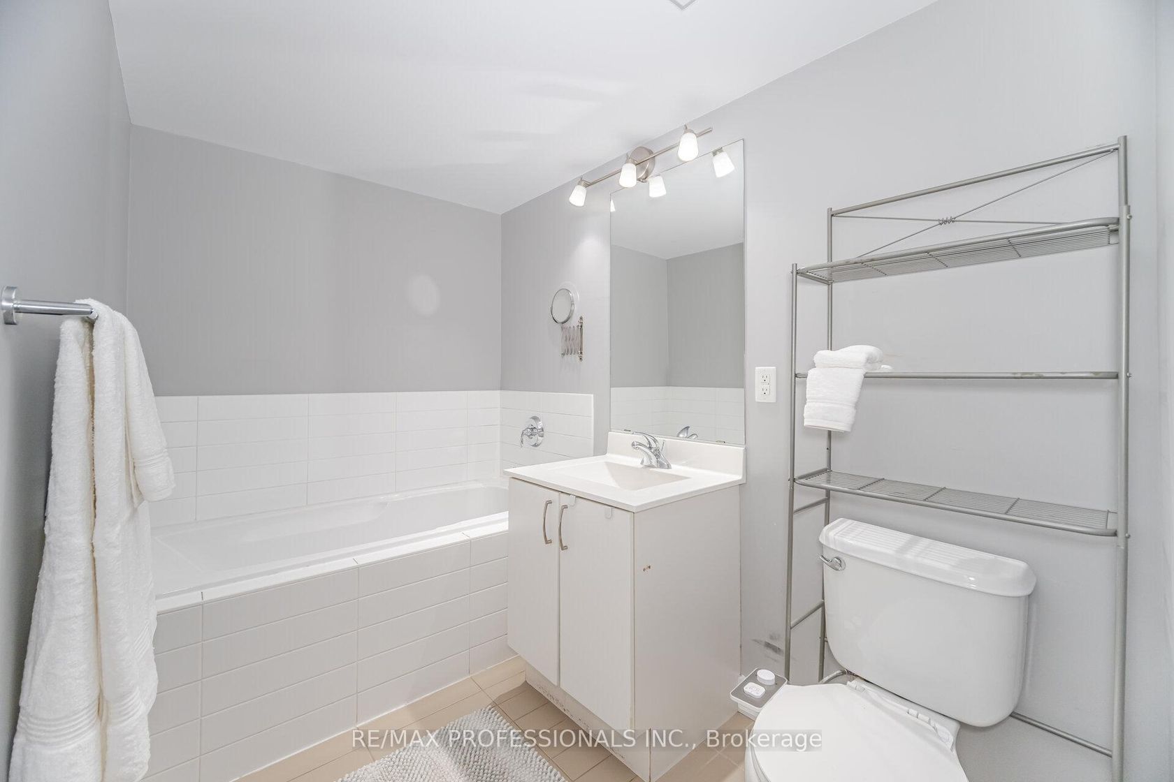 Photo 20 at 2302 - 155 Legion Road N, Mimico, Toronto Photo 20 at 2302 - 155 Legion Road N, Mimico, Toronto