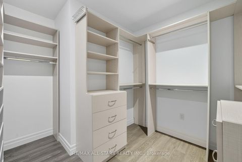 Photo 25 at 29 Patrick Drive, Aurora Highlands, Aurora