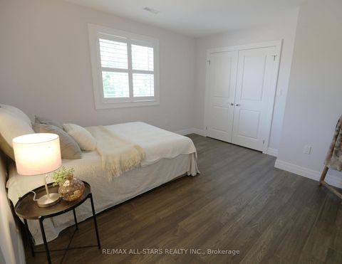 Photo 27 at 29 Patrick Drive, Aurora Highlands, Aurora