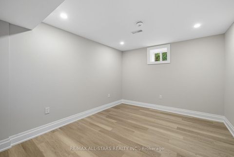 Photo 37 at 29 Patrick Drive, Aurora Highlands, Aurora