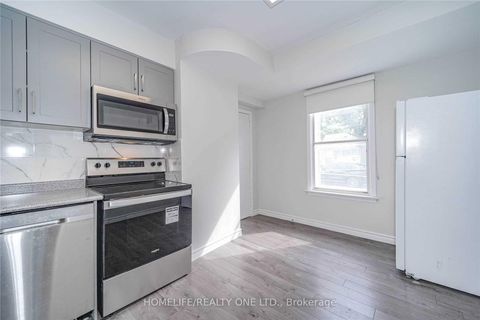 Photo 15 at 104 Benson Avenue, Wychwood, Toronto