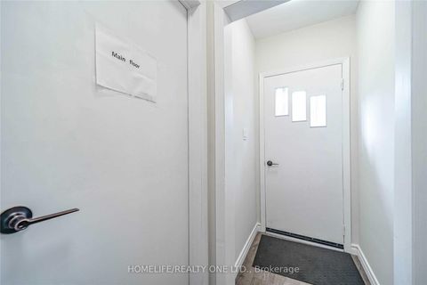 Photo 28 at 104 Benson Avenue, Wychwood, Toronto