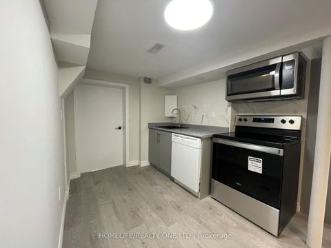 Photo 38 at 104 Benson Avenue, Wychwood, Toronto