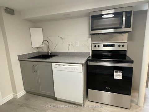 Photo 39 at 104 Benson Avenue, Wychwood, Toronto