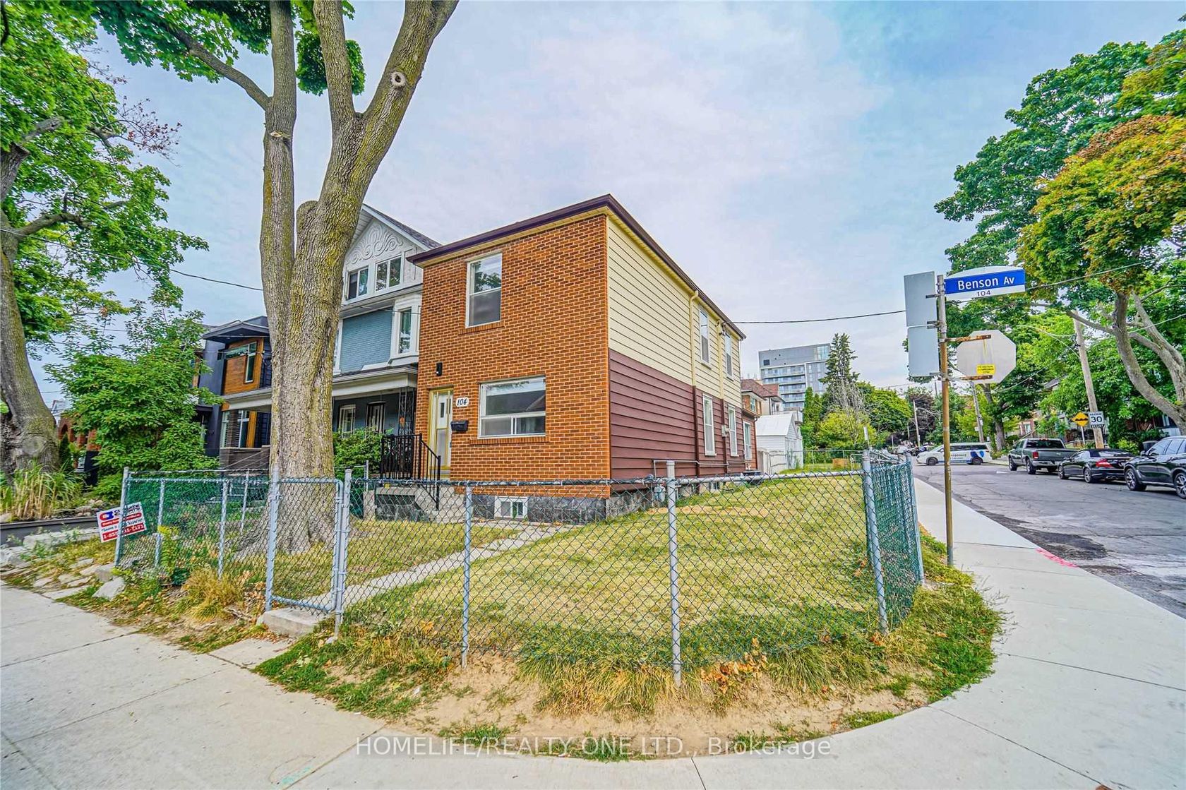 104 Benson Avenue, Wychwood, Toronto 