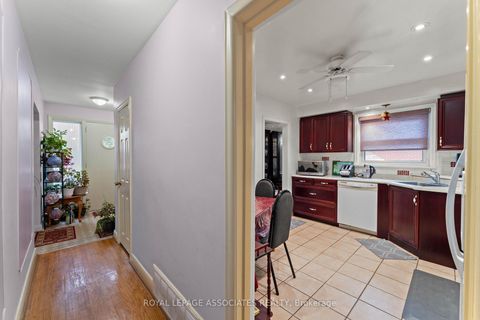 Photo 17 at 28 Waterbeach Crescent, Clairville, Toronto