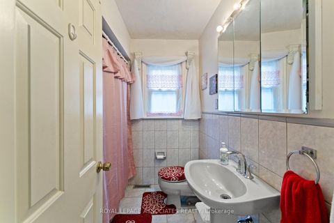 Photo 27 at 28 Waterbeach Crescent, Clairville, Toronto