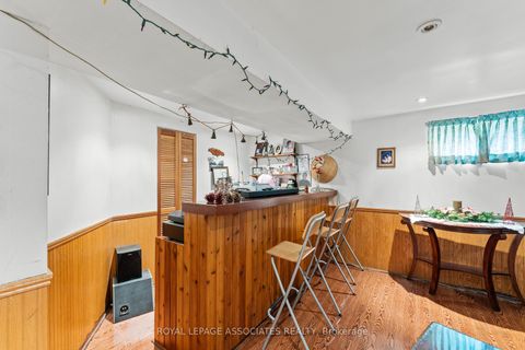 Photo 35 at 28 Waterbeach Crescent, Clairville, Toronto