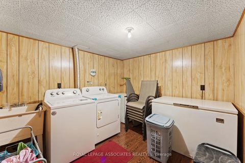 Photo 39 at 28 Waterbeach Crescent, Clairville, Toronto