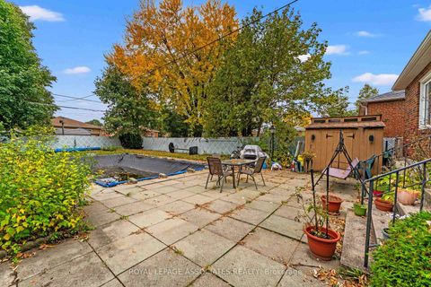 Photo 46 at 28 Waterbeach Crescent, Clairville, Toronto