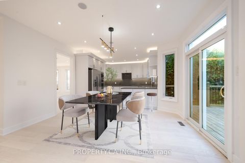 Photo 4 at 63 Concord Road, Beverley Glen, Vaughan