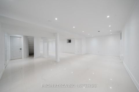 Photo 16 at 63 Concord Road, Beverley Glen, Vaughan