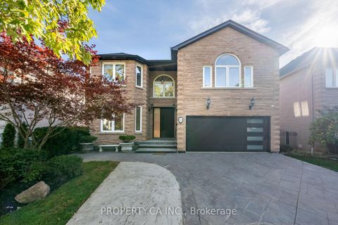 Photo 25 at 63 Concord Road, Beverley Glen, Vaughan