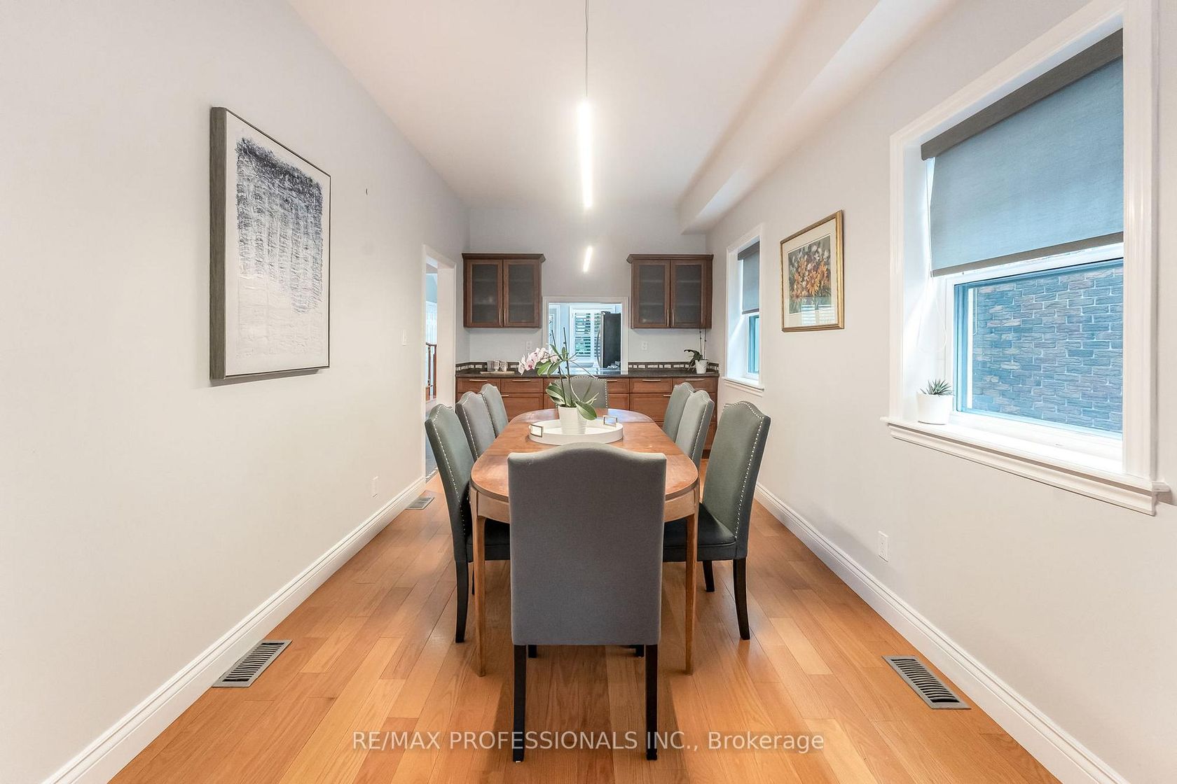 Photo 9 at 37 Lavinia Avenue, Swansea, Toronto Photo 9 at 37 Lavinia Avenue, Swansea, Toronto