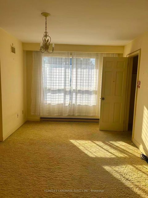 Photo 4 at 2 Royal Oak Drive, York Mills, Toronto
